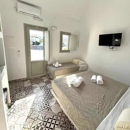 Hotel Giasemi *